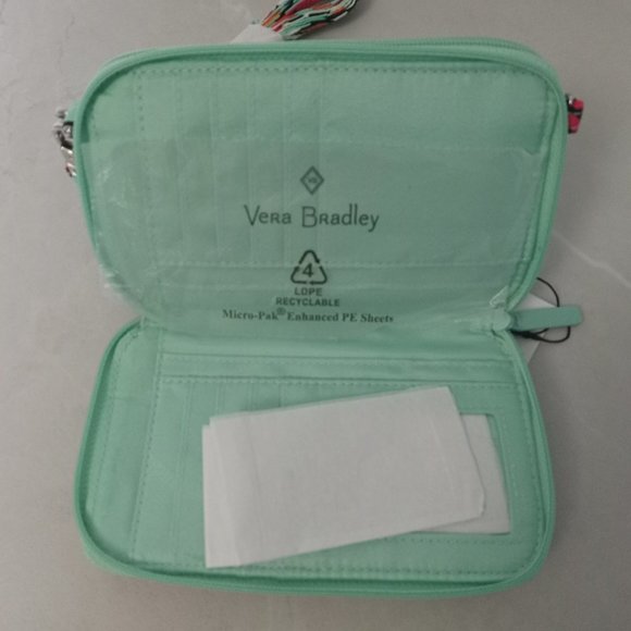 VERA BRADLEY | All-in-one Crossbody Purse - Picture 3 of 10